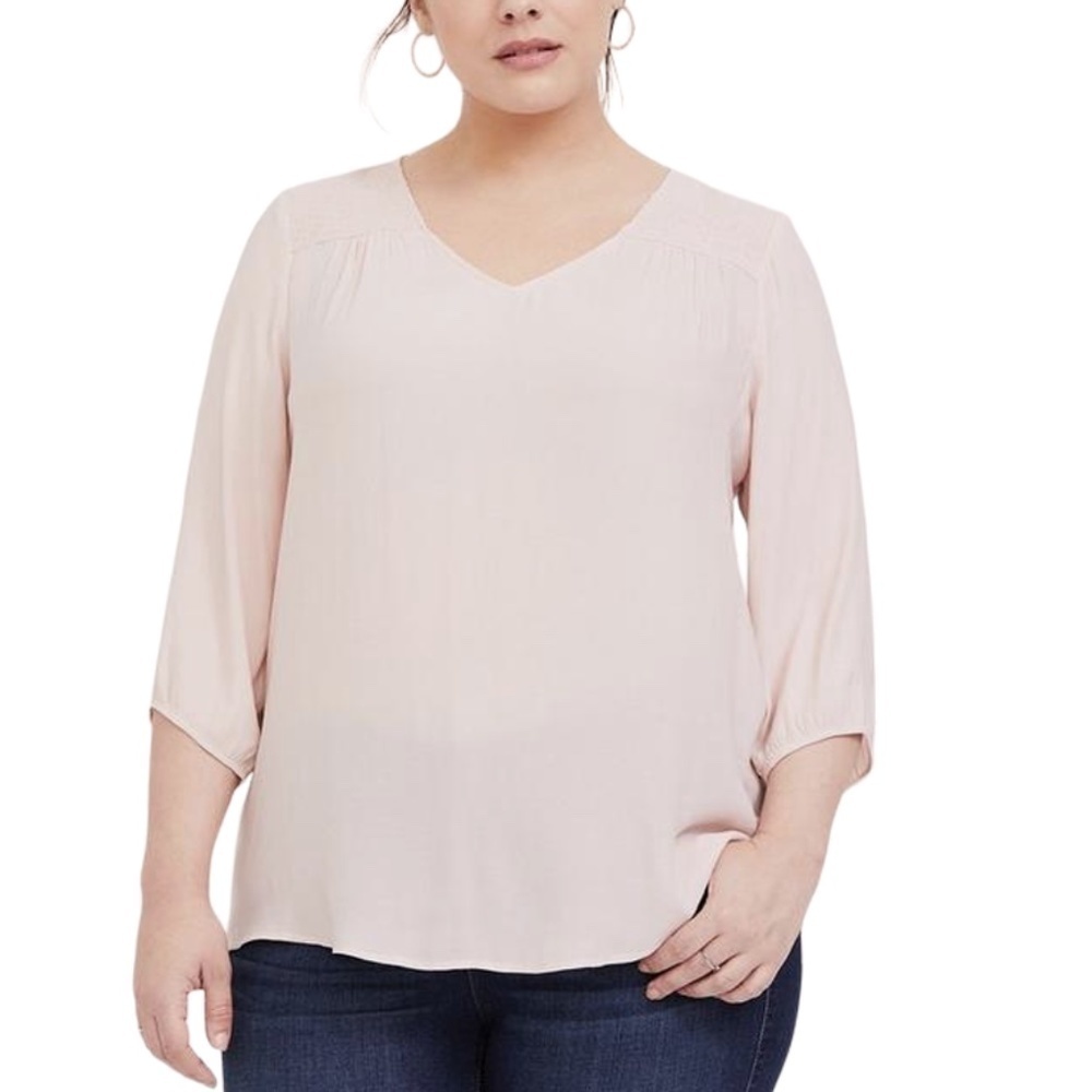 Torrid Blush Pink Shirred Smocked Crepe Flowy Top Blouse Shirt